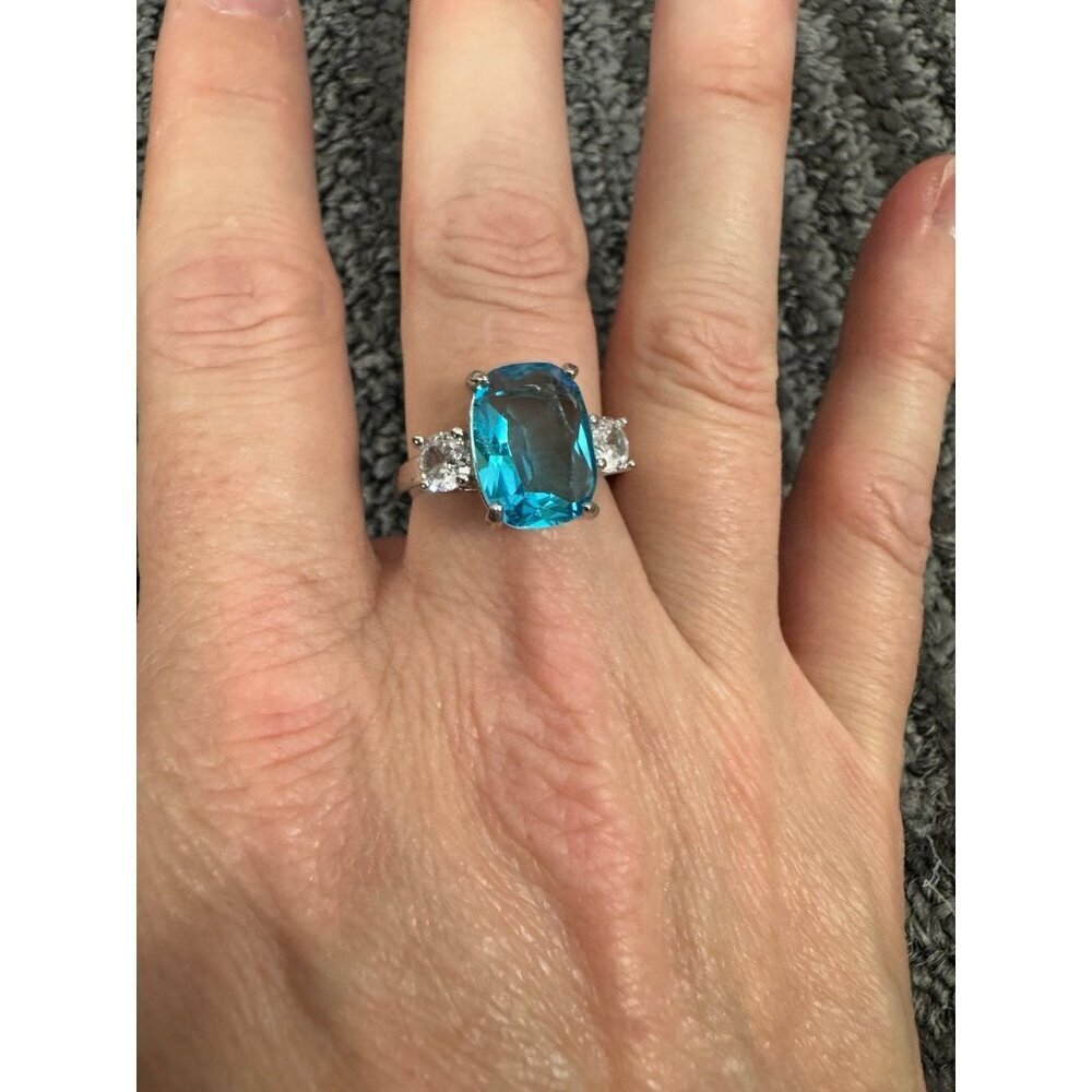 Faux aquamarine and CZ fashion ring size 9